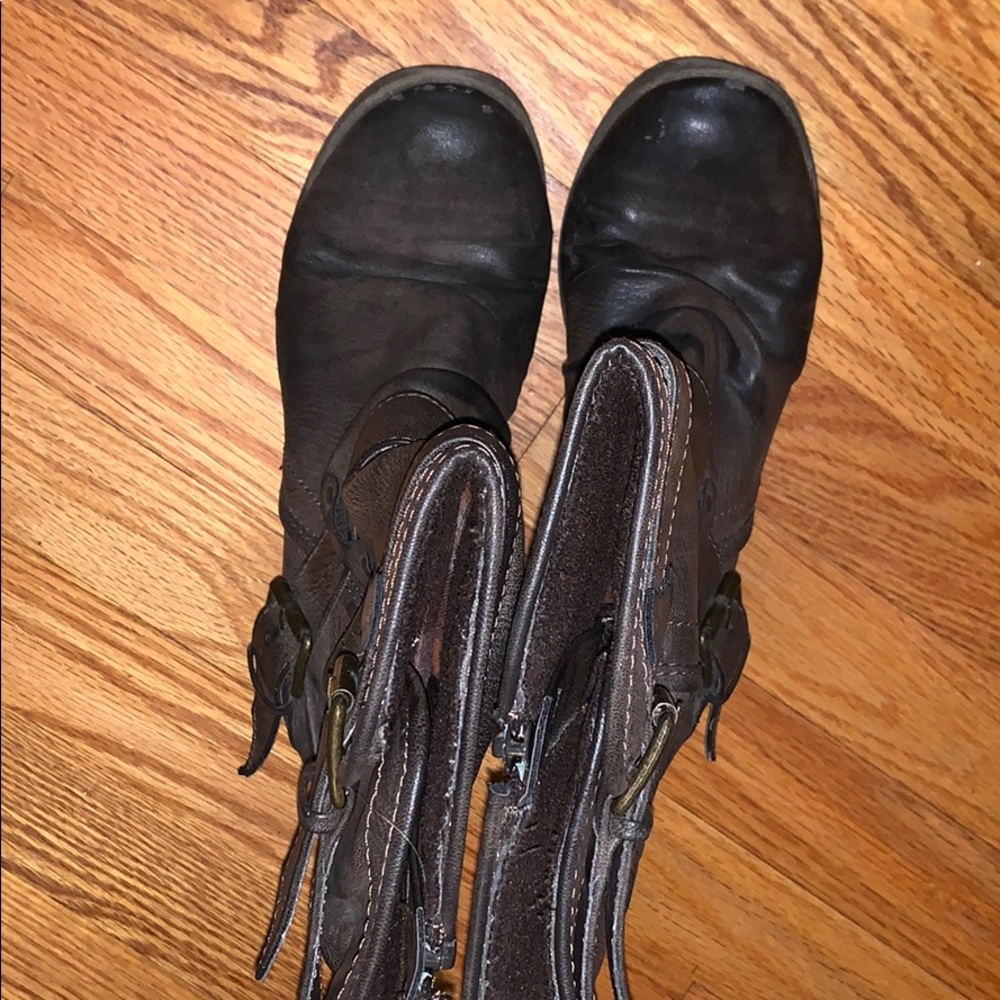 booties - Picture 2 of 5